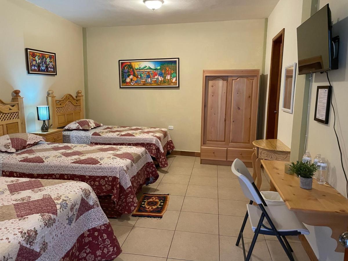 Hotel-Villas Jabel Tinamit Panajachel Ngoại thất bức ảnh
